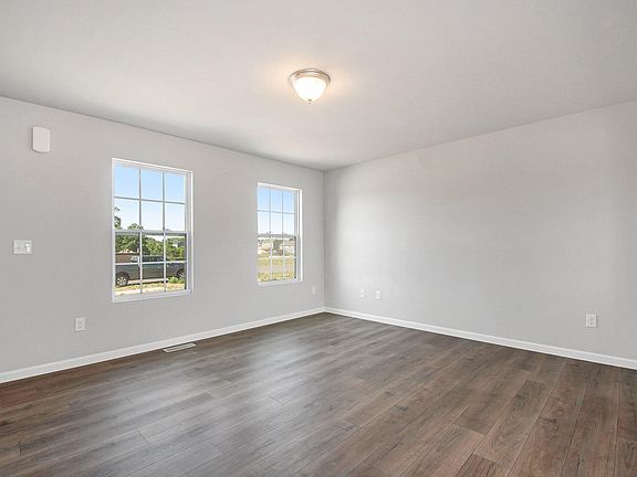 4th image of 13747 Oasis Ave