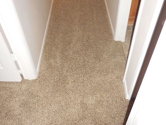 5th image of 1224 E Evergreen St APT 212