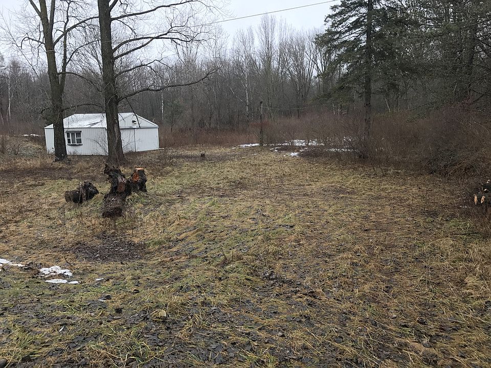 2nd image of 6824 N Middle Rd