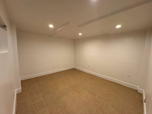 5th image of 1012 Kelly St #A