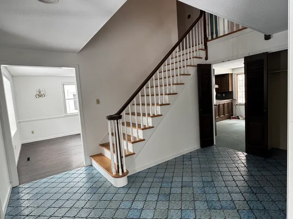 (undisclosed Address), Wallingford, CT 06492