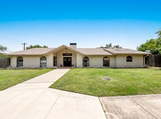 443 Coronado Dr, Kerrville, TX 78028
