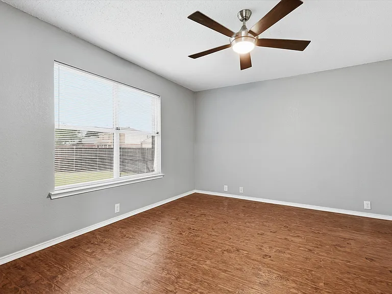 2457 Eagle Mountain Dr — Photo 18