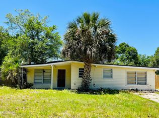 2842 Tulip Cir E, Jacksonville, FL 32246