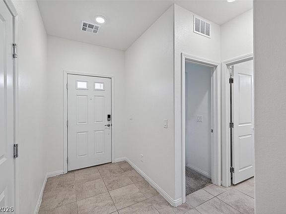 5th image of 130 Late Harvest Ave