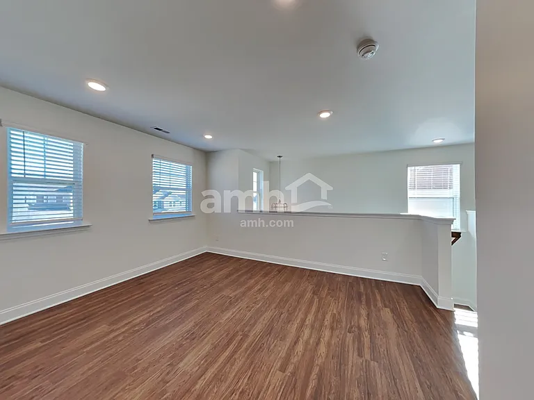 112 Twin River Dr — Photo 12