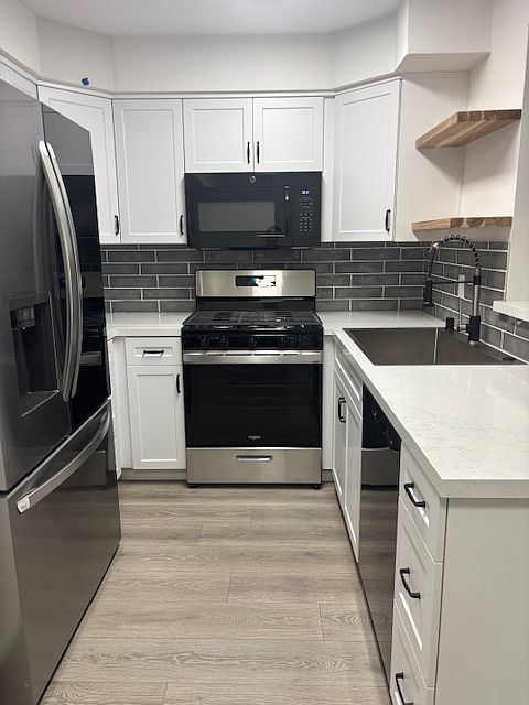 Fully remodel Kitchen, with new appliances and cabinets along with new quartz stone countertops