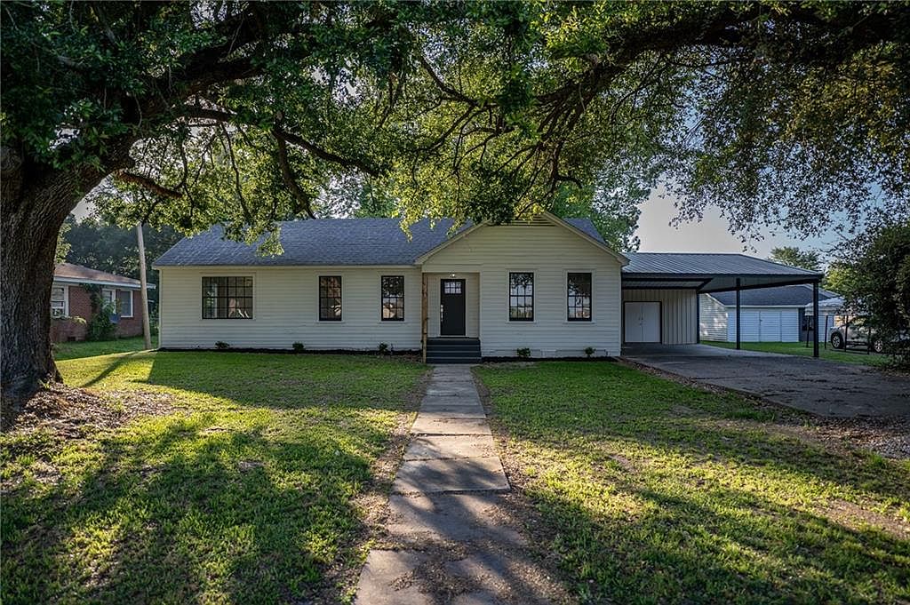 1125 S Main St, Marksville, LA 71351 Zillow