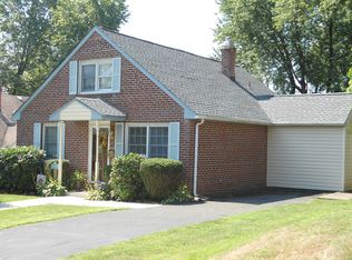 2120 Parkdale Ave, Glenside, PA 19038