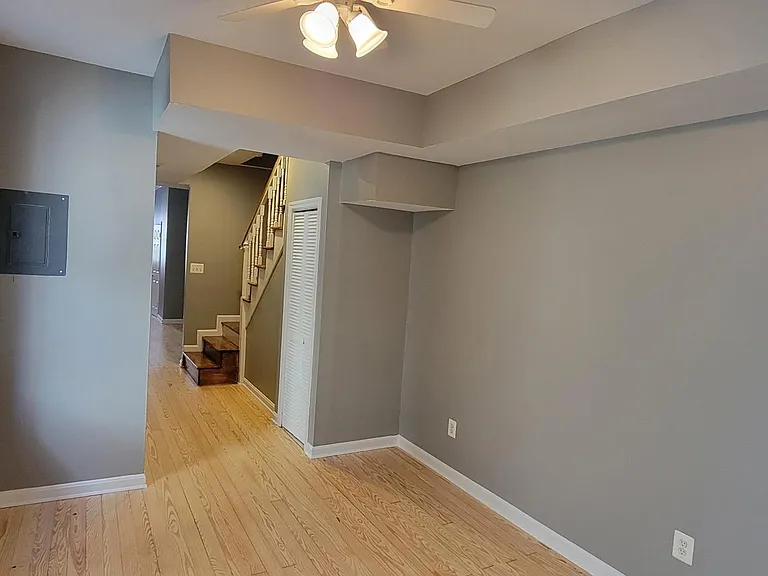 926 S Hanover St — Photo 7