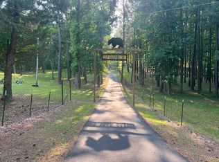 594 Walnut Grove Rd, La Fayette, GA 30728