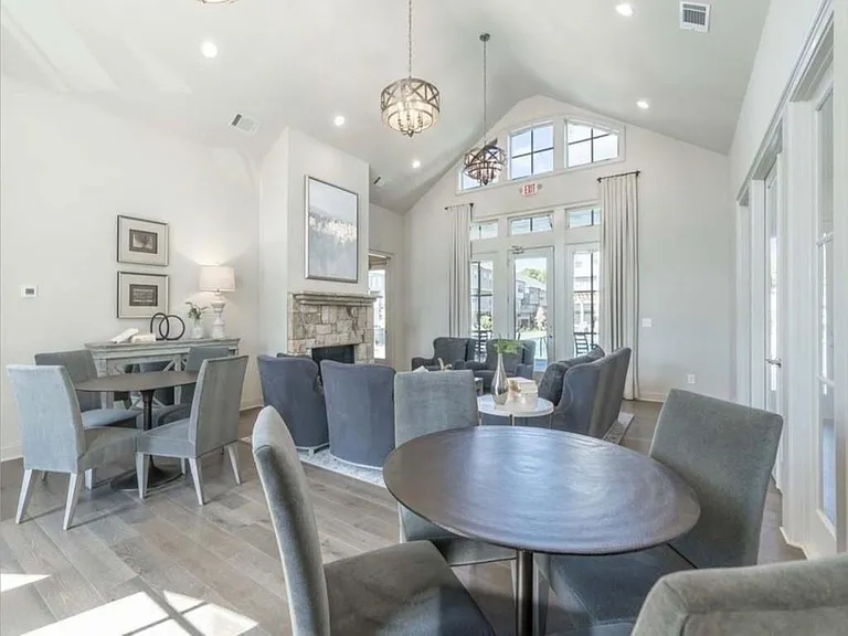 2500 Skyland Dr #20 — Photo 32