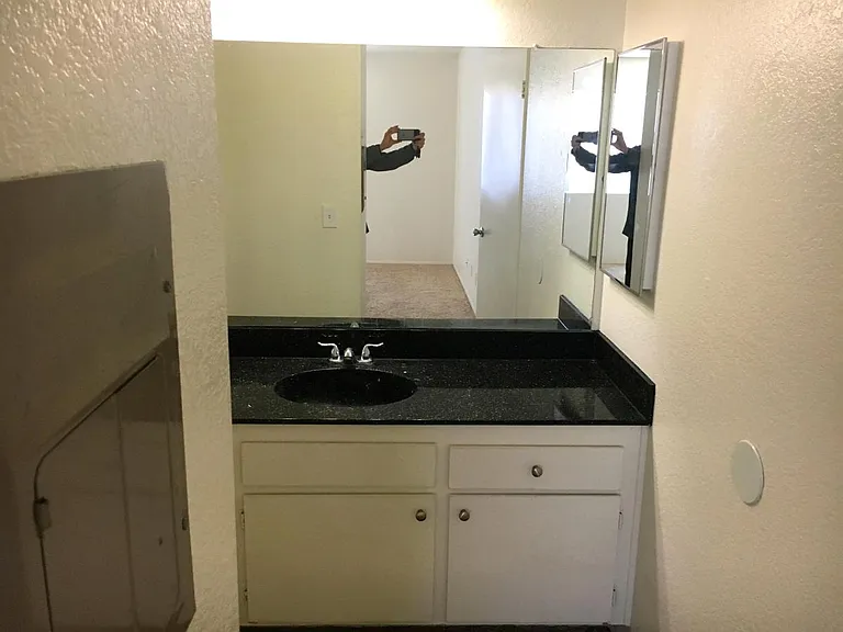 5530 Jackson Dr #8 — Photo 12