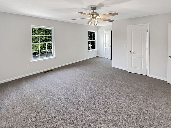 3rd image of 284 Meigs Dr APT M34