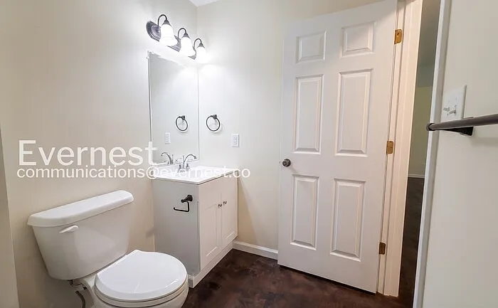 718 Court St — Photo 13