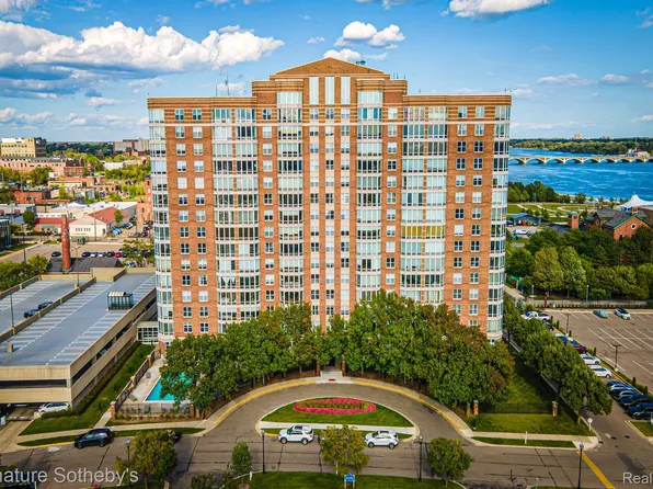 250 E Harbortown Dr APT 703, Detroit, MI 48207