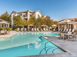 802 Vineyard Creek Dr, Santa Rosa, CA 95403