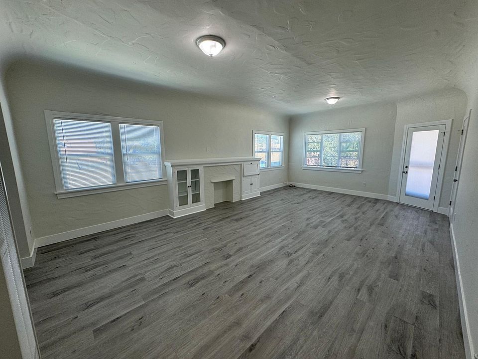 1st image of 1149 Molino Ave #1149