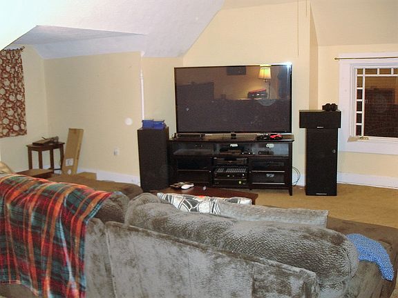 2nd image of 310 Market St