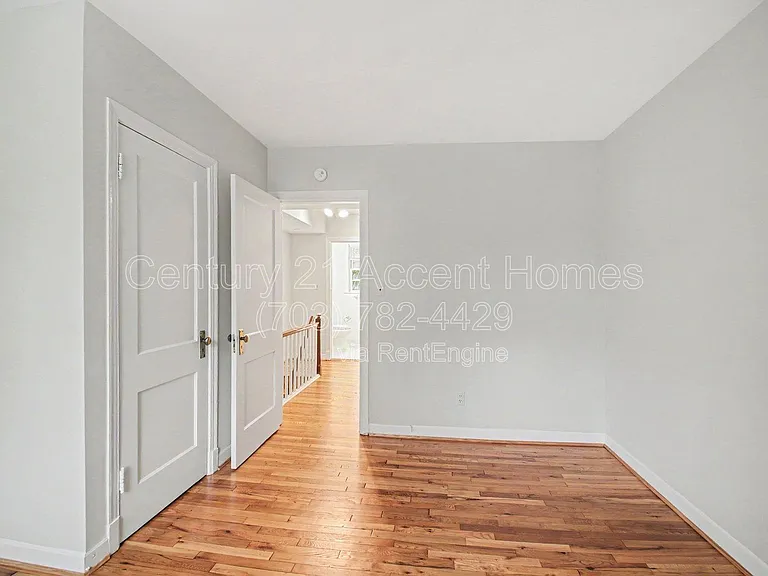 1510 S Edgewood St #550 — Photo 16