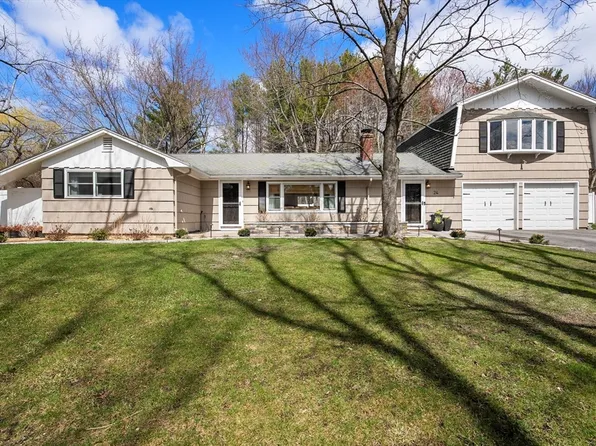 24 Winthrop St, West Boylston, MA 01583