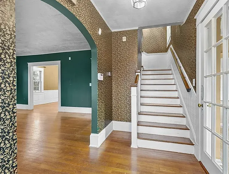 708 E Lake Dr — Photo 7