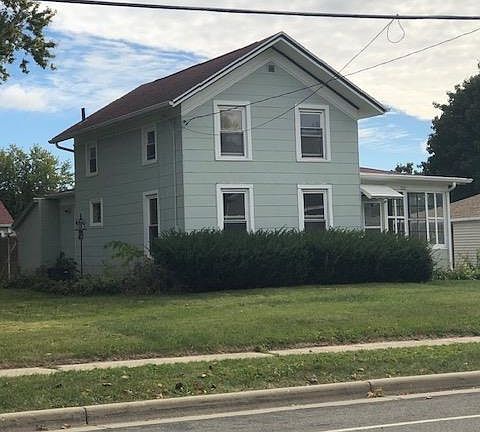 2nd image of 102 N Pearl St