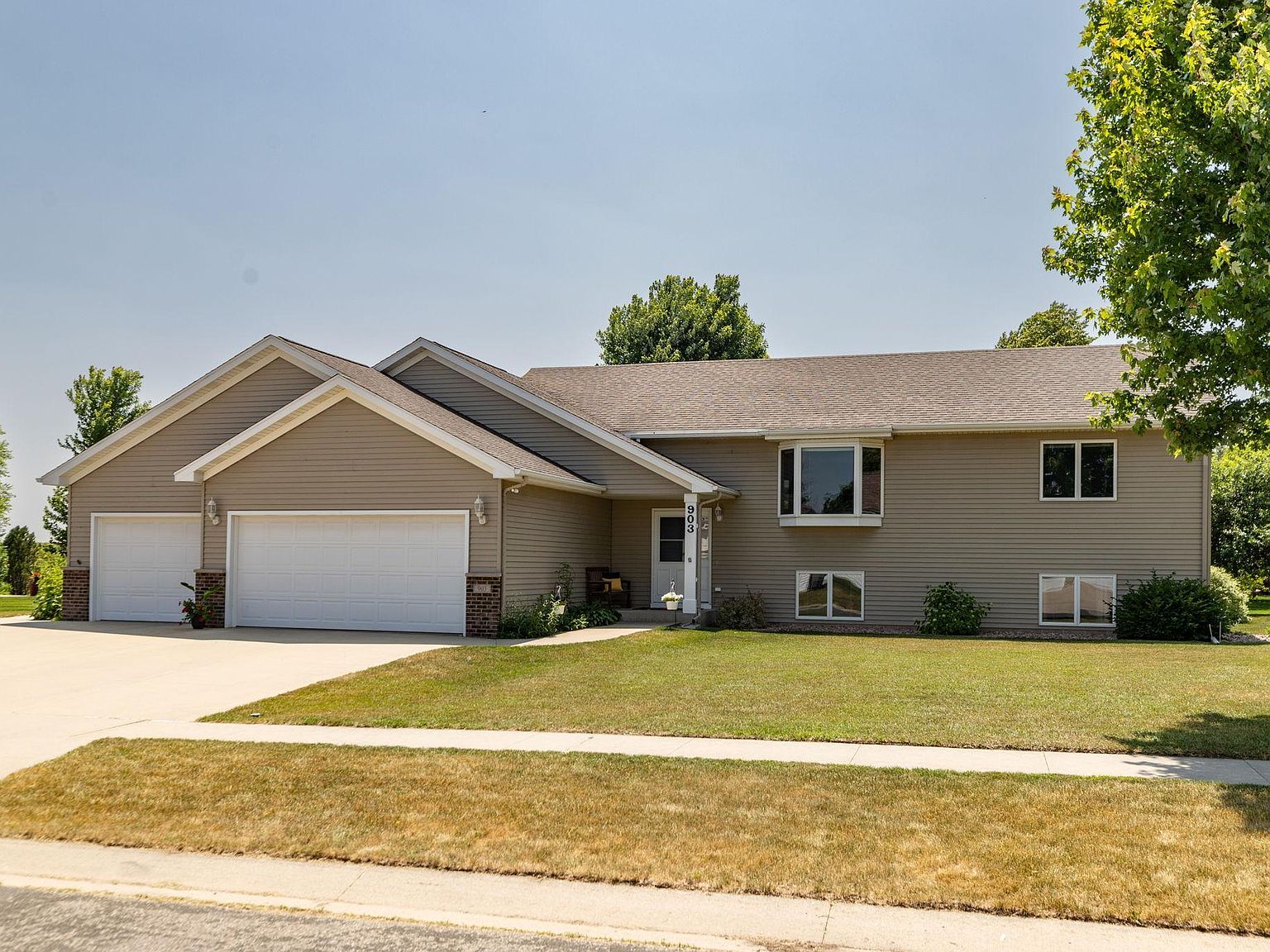903 Berg Blvd SE, Stewartville, MN 55976 Zillow