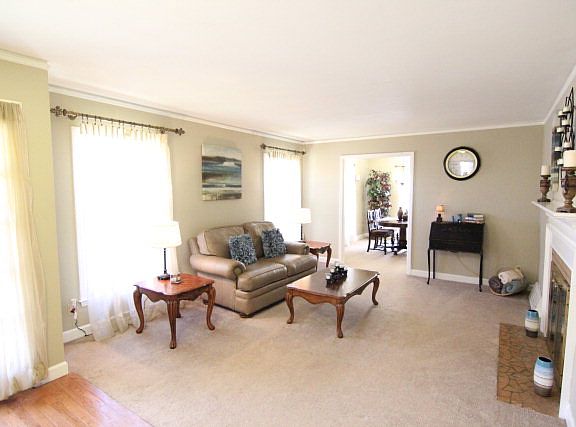 2nd image of 708 Logan Ct