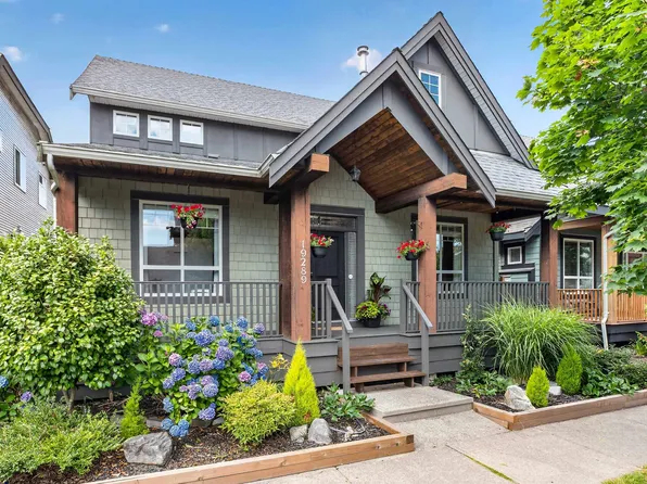 19289 69th Ave, Surrey, BC V4N 0B7