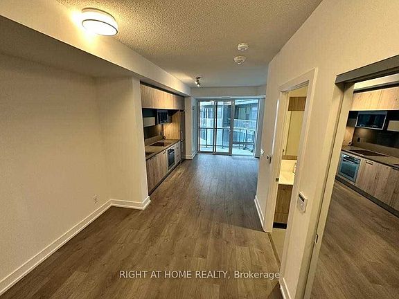 5th image of 25 Adra Grado Way #1101