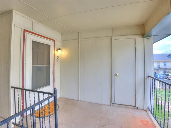 1817 E Lindsey St APT 2, Norman, OK 73071