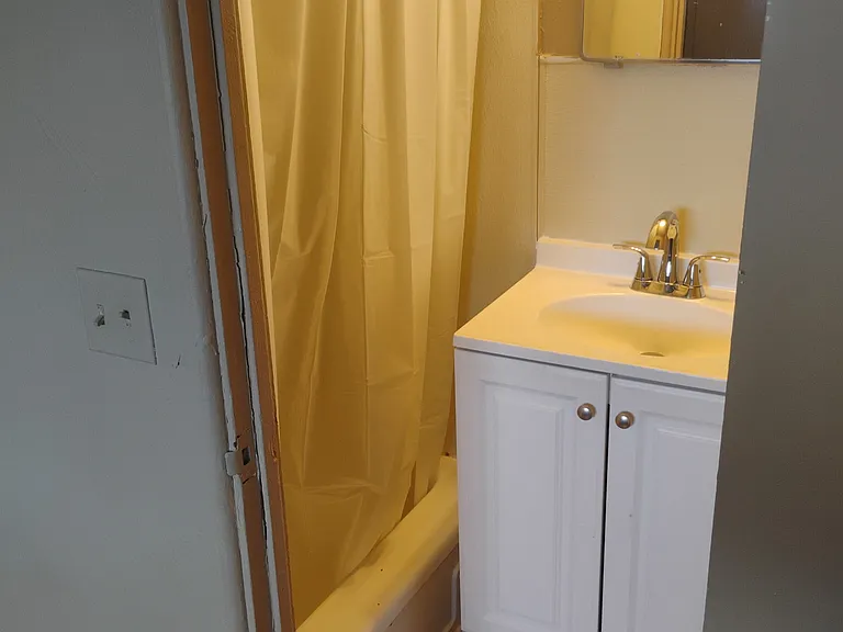 1639 Basin St SW #24 — Photo 5