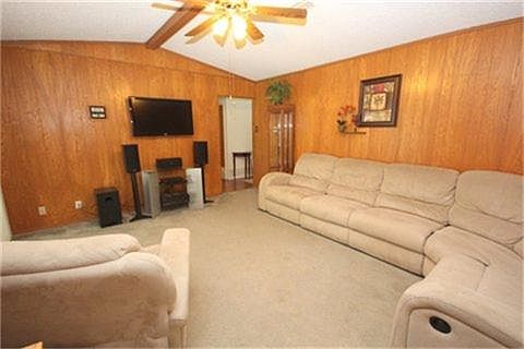 5th image of 3625 Hilton Dr