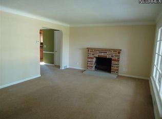 1412 Ford Rd, Lyndhurst, OH 44124