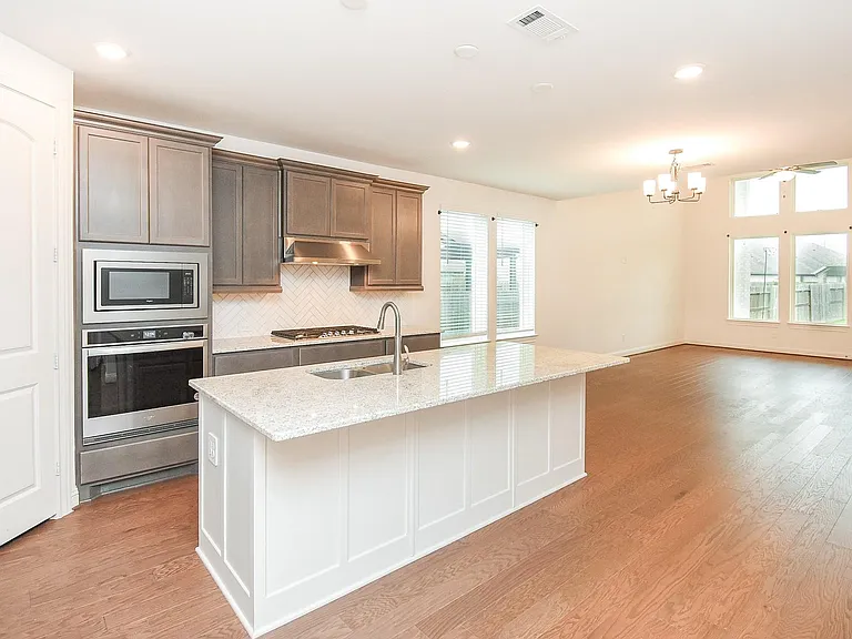 9406 Water Breeze Ct — Photo 4