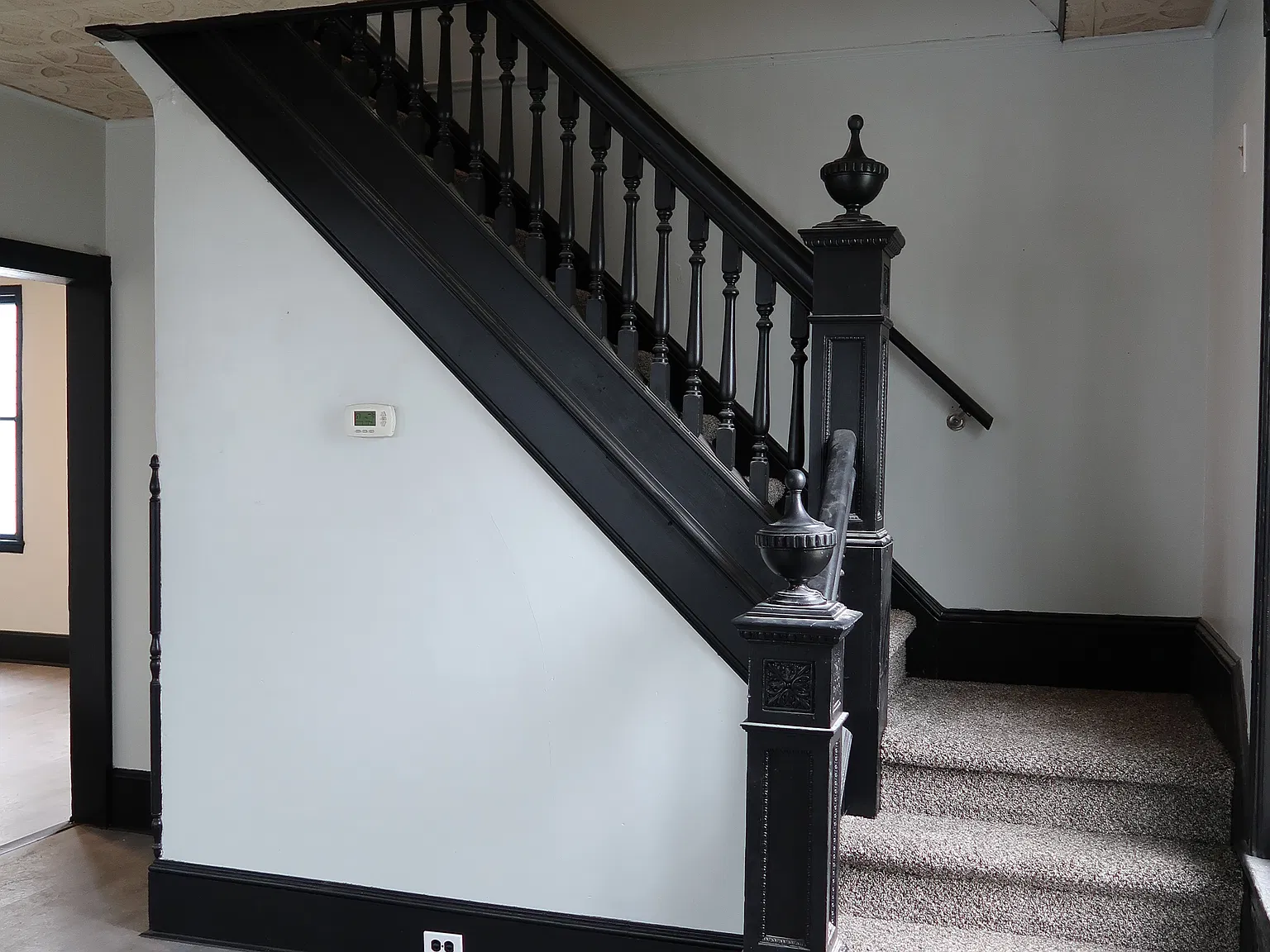 4 bed, 1700 sqft, $1,600 — Photo 3