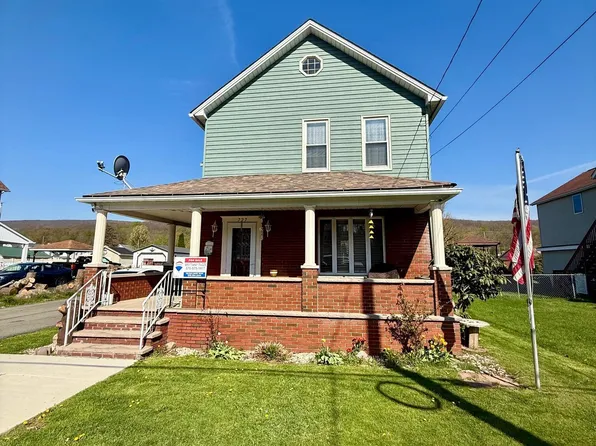727 Lackawanna Ave, Mayfield, PA 18433