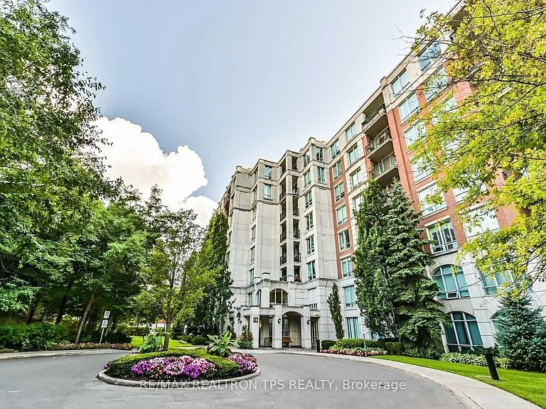 18 William Carson Cres #Penthouse 903 — Photo 1