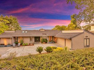 650 Kite Hill Rd, Orinda, CA 94563