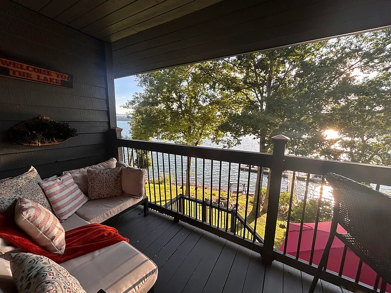 Hideaway Rd — Photo 12