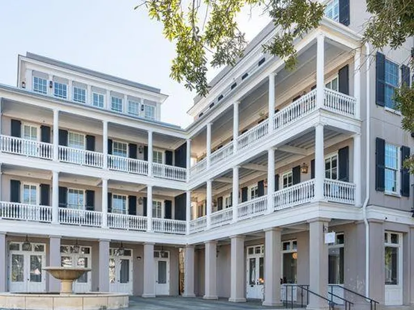 69 Morris St APT 202, Charleston, SC 29403