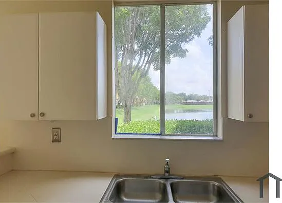 1486 SE 24th Ct — Photo 18