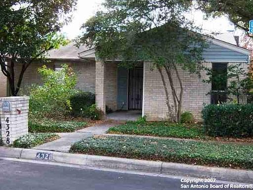 1st image of 4328 SNEAD DR
