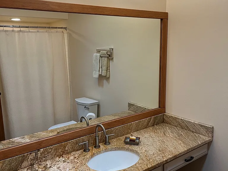 Main bathroom