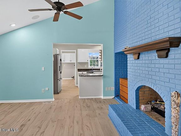 4th image of 6103 Falcon Drive