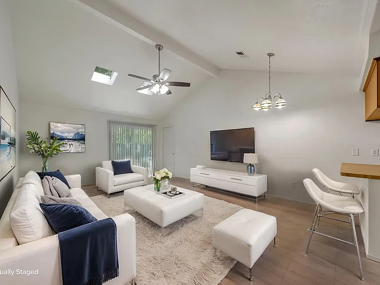 55 Summer Crest Cir — Photo 14
