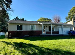 38075 Winkler St, Harrison Township, MI 48045