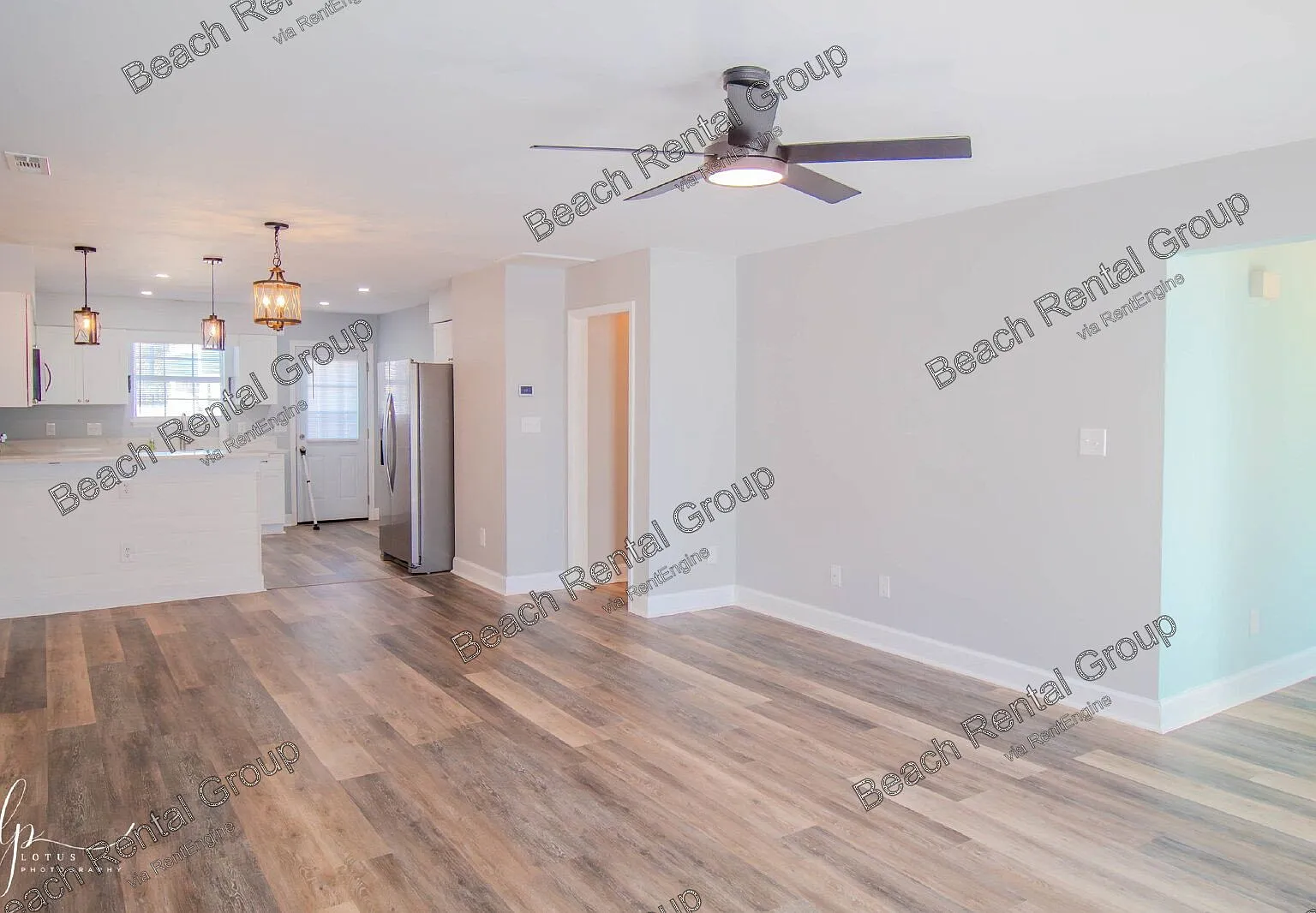 3 bed, 2.0 bath, 1800 sqft, $2,000 — Photo 3