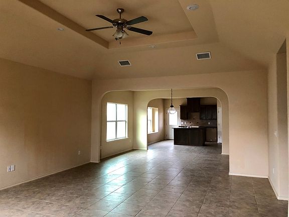 2nd image of 616 Crackle Grove Dr